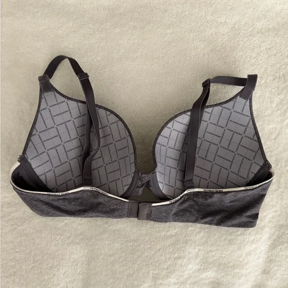 Victoria’s Secret Padded Perfect Coverage Bra 36C - Picture 2 of 4